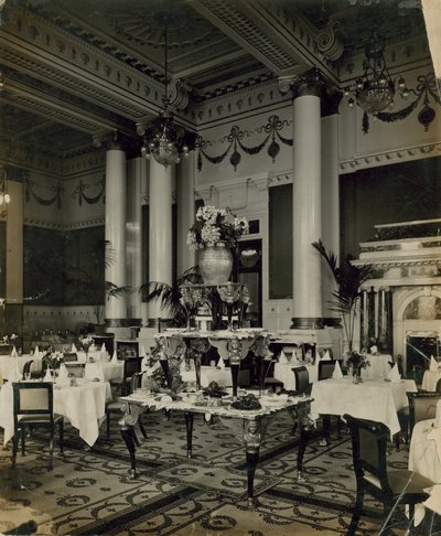 Cecil Hotel, London, Speisesaal von English Photographer