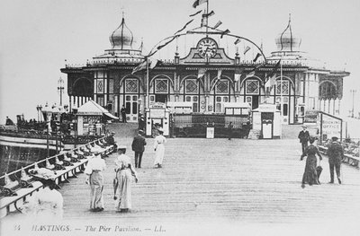 Das Pier-Pavillon, Hastings, ca. 1890 von English Photographer
