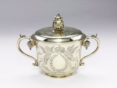Gedeckter Becher, 1686 von English School
