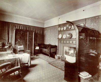 Salon, Kelmscott House, London, 1896 von English School