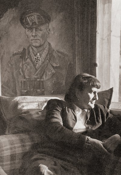 Frau Rommel von English School