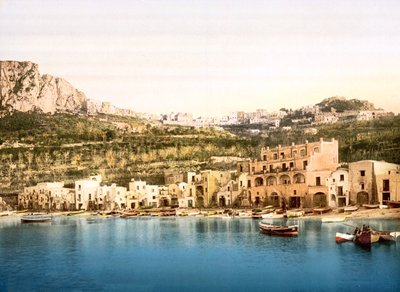 La Marina Grande e Capri von English School