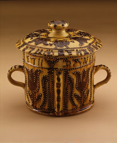 Posset-Topf mit Deckel, 1711 von English School