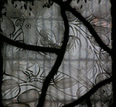 Fenster NW, Darstellung eines Vogels von English School