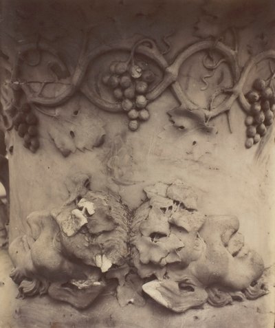 Versailles, Vasen-Detail, 1906 von Eugène Atget