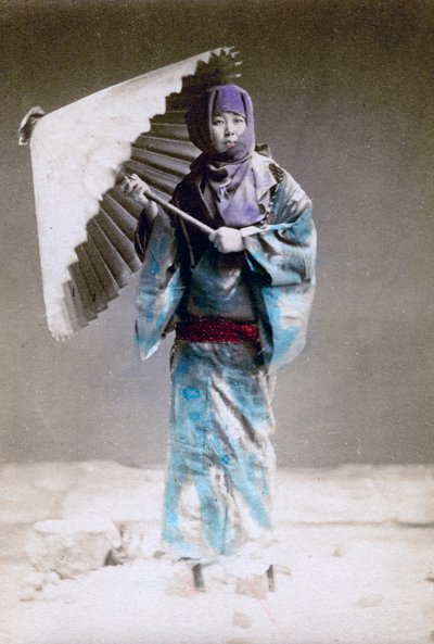 Museme, Frau im Winterkostüm, Japan, 1882 von Felice Beato