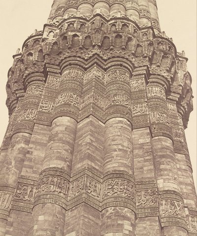 Teil der Säule von Kootub von Felice Beato