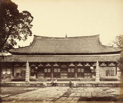 Tempel im Tartar-Viertel, Kanton, China von Felice Beato