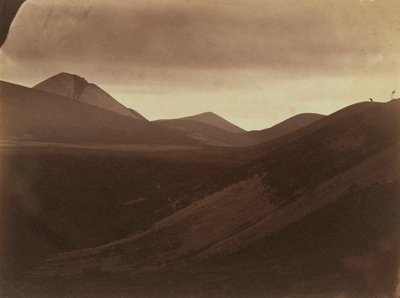Dunkle Landschaft mit Hügeln, ca. 1857 von Frank Chauvassaignes