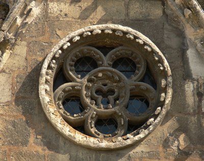 Rosette an der Westfassade von French School