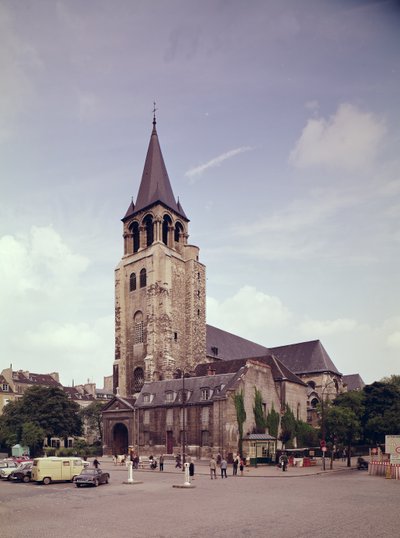 Gesamtansicht der Fassade von French School