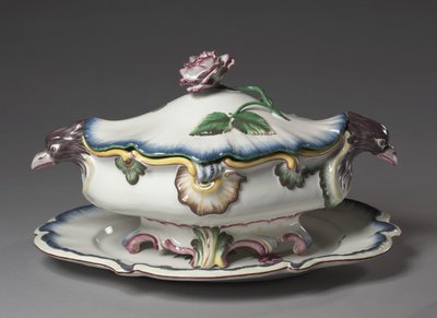 Terrine, hergestellt von Straßburger Fabrik, ca. 1750 von French School