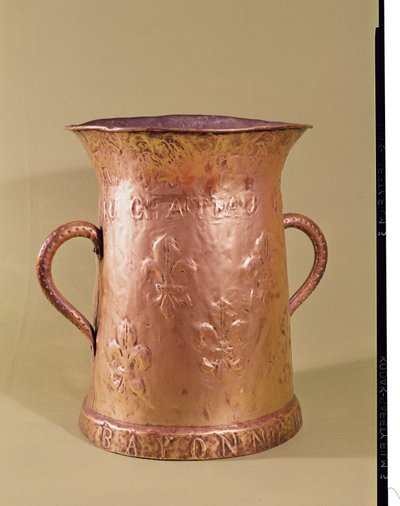 Vase, aus Bayonne von French School