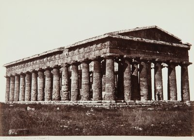 Tempel des Neptun in Paestum von Giorgio Sommer