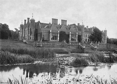 Charlecote Hall, um 1896 von Harvey Barton