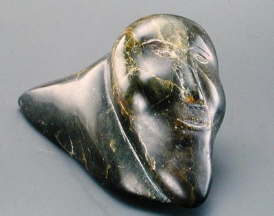 Lächelnder Mann, aus Cape Dorset von Inuit School