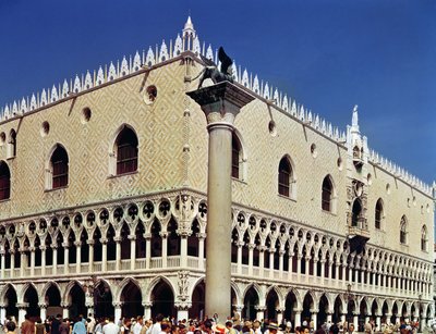 Palazzo Ducale, begonnen um 1340 von Italian School