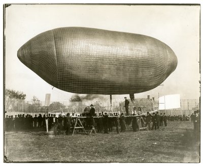 Luftschiff "California Arrow" von Jessie Tarbox Beals
