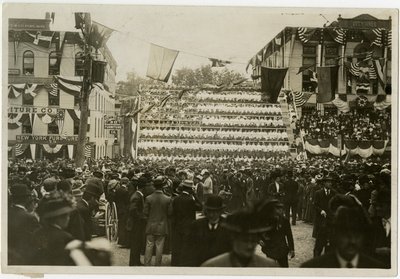 Newburgh: Lebende Flagge von Jessie Tarbox Beals