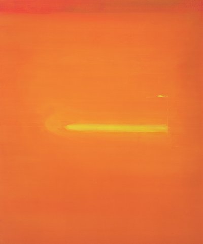Orangenes Interieur mit Figur von John Miller