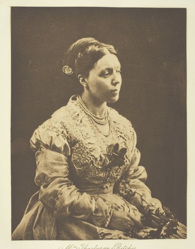 Mrs. Thackeray Ritchie von Julia Margaret Cameron