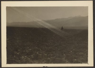 [Figur in Landschaft] von Louis Fleckenstein