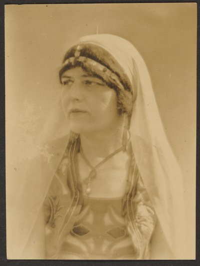 Nautch-Mädchen von Louis Fleckenstein