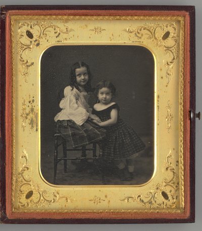 Unbetiteltes Porträt von zwei Mädchen, 1861 von Mathew Brady