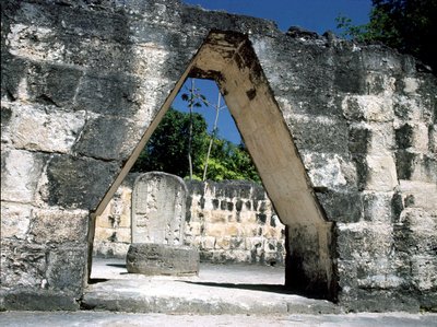 Kragbogen von Mayan