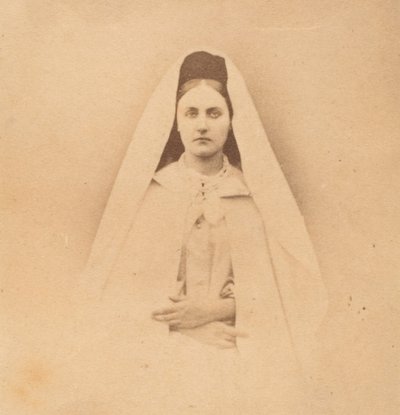 Die weiße Nonne, 1860er Jahre von Pierre Louis Pierson