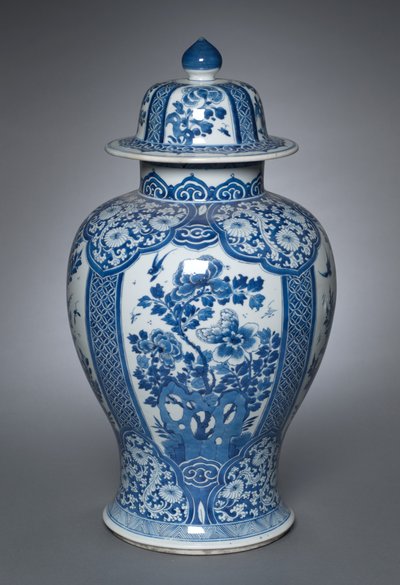 Vase mit Deckel, 1662-1722 von Qing Dynasty Chinese School