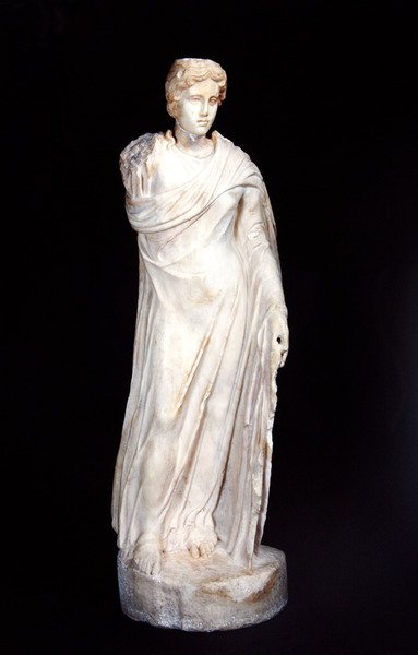 Kanephoros von Roman