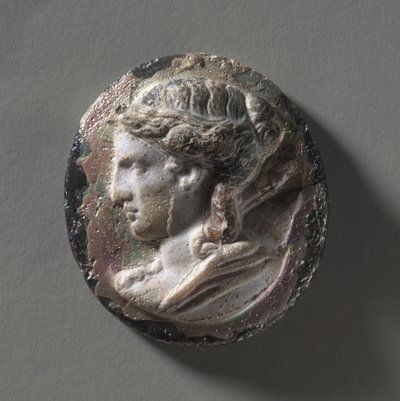 Kamee: Kopf der Artemis, 100-200 von Roman Imperial Period