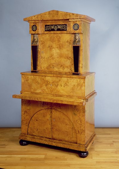 Sekretär-Bücherschrank (karelische Birke) von Russian School