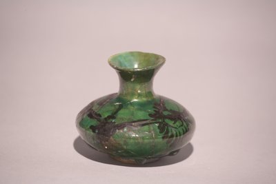 Vase von School Persian
