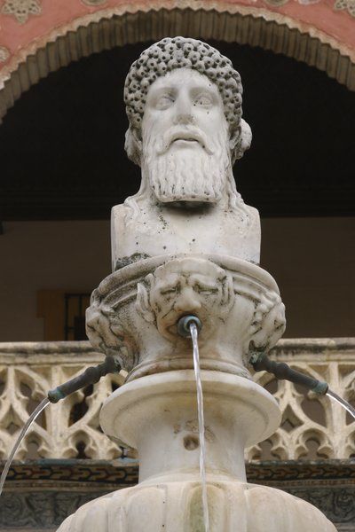 Janus-Brunnen von School Spanish