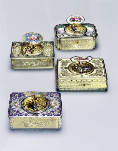 Sammlung von Singvogelkästchen von Swiss School