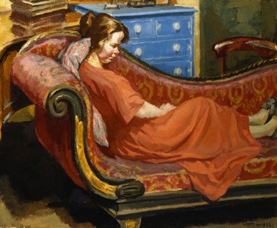 Mädchen ruht auf einer Chaiselongue von Therese Lessore