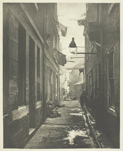 Close No. 80 High Street von Thomas Annan
