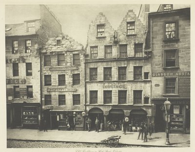Alte Gebäude in der High Street Nr. 17-27 von Thomas Annan