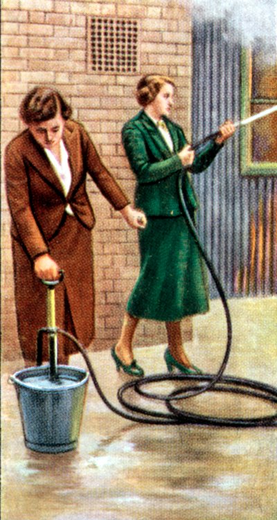 Luftschutzmaßnahmen, Zigarettenkarte, britisch, 1938 von Unbekannt