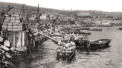 Boote am Fluss Malecon, Valparaiso, Chile, ca. 1900er von Unbekannt