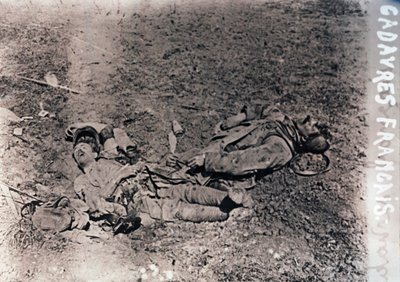 Leichen toter französischer Soldaten, ca. 1914-1918 von Unbekannt