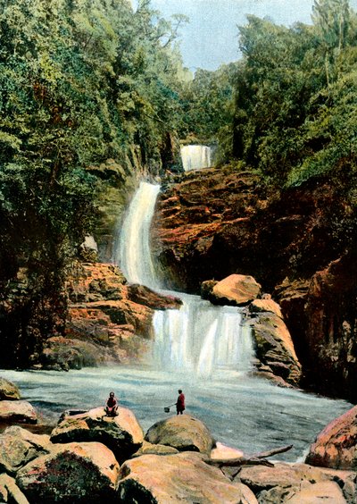 Wasserfall bei Namora, Madagaskar, spätes 19. Jahrhundert von Unbekannt