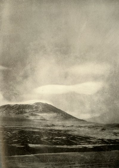 Hantelwolke über Erebus, ca. 1908, 1909 von Unbekannt