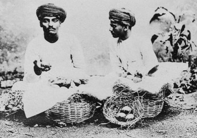 Hindu-Fruchtverkäufer, Indien, 20. Jahrhundert von Unbekannt