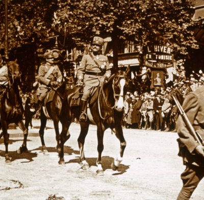 Italienische Offiziere während der Siegesparade, 1918 von Unbekannt