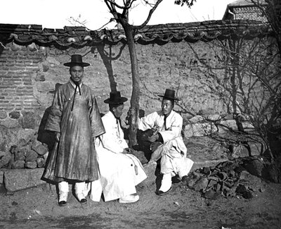 Koreanische Männer, 1900 von Unbekannt