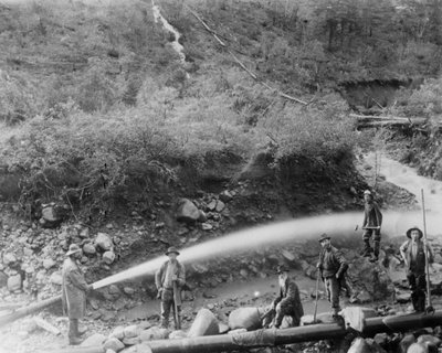 La Grange Mine Crew, Kalifornien, 1890er von Unbekannt