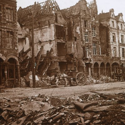 La Petite Place, Arras, Nordfrankreich, um 1914-1918 von Unbekannt